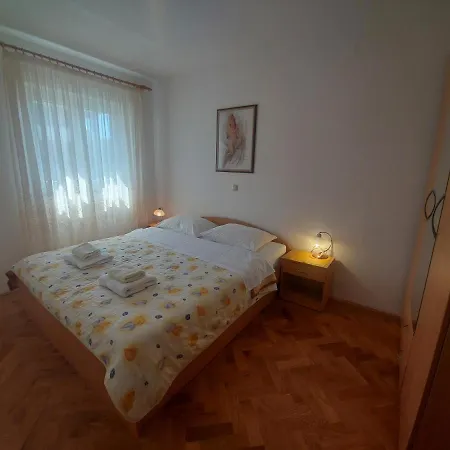 Ive Apartman *